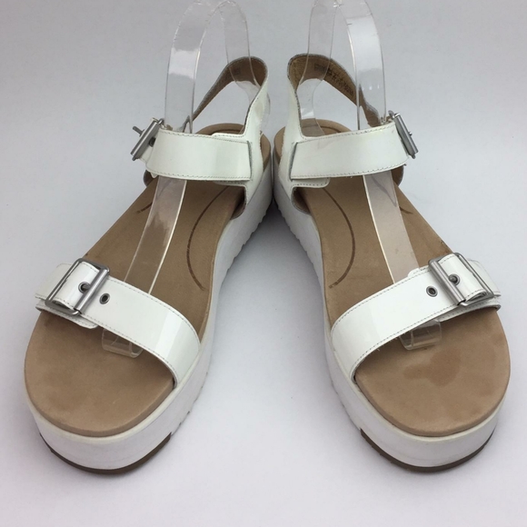 UGG Shoes - UGG Angie Platform Sandal sz 8